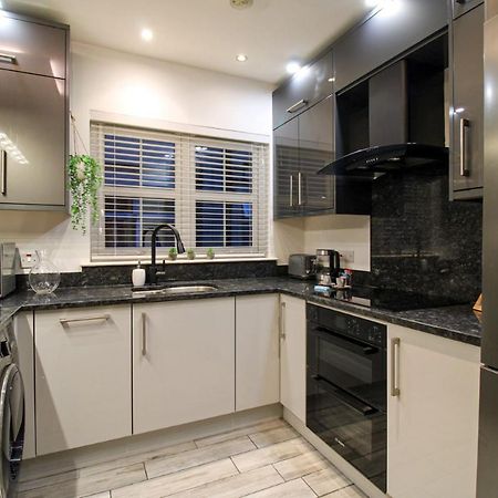 Nice 2 Bed House, Office, Wi-Fi, Free Parking Белфаст Екстер'єр фото