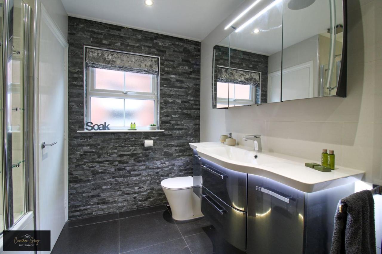 Nice 2 Bed House, Office, Wi-Fi, Free Parking Белфаст Екстер'єр фото